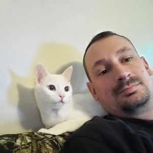 Meet your Posher, Derek